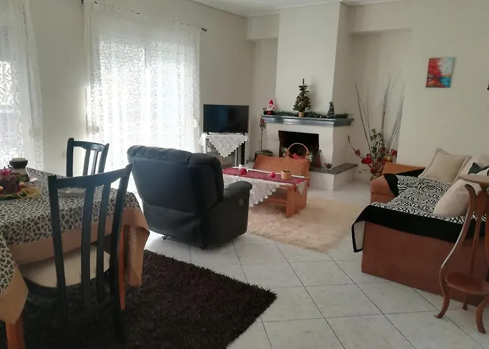 2Nd Floor Apartment In Volos